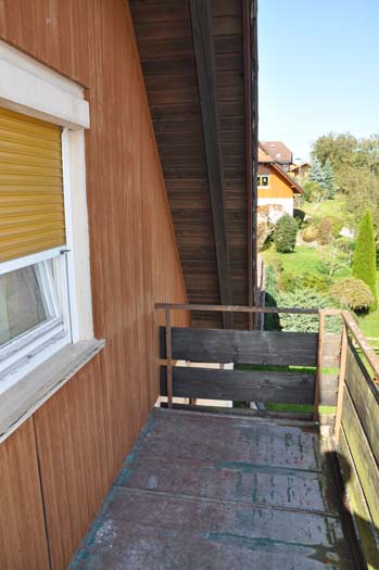 1 Balkon alt