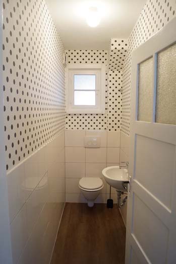 1 Toilette neu
